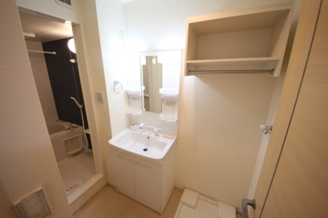 物件内観写真11　(同型参考写真)