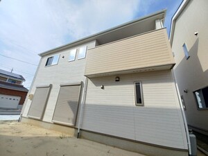 リナージュ鈴鹿市東磯山02外観写真