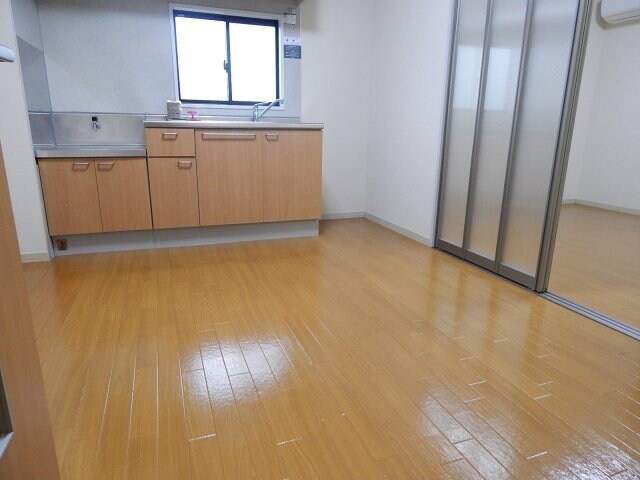 物件内観写真5　(別部屋同タイプ)