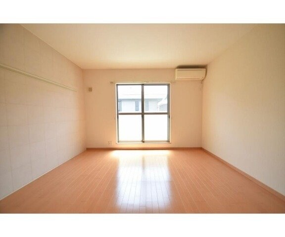 物件内観写真7　(同物件別室写真)