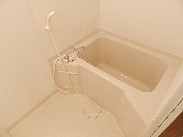 物件内観写真8　(同物件別室の画像です)