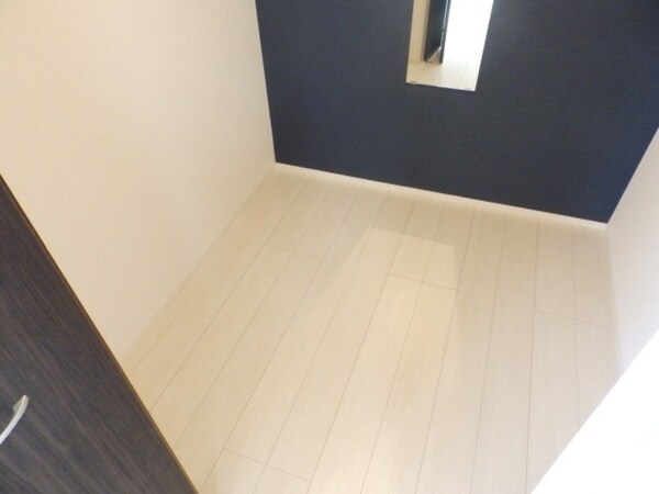 収納(同物件別室写真)