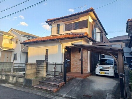西玉垣町貸家外観写真