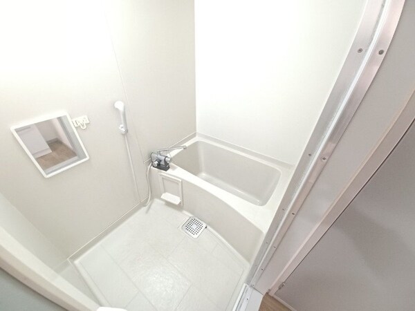 バス／シャワールーム等(同物件別室写真)