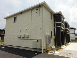 ベルシーナ鈴鹿Ｂ外観写真
