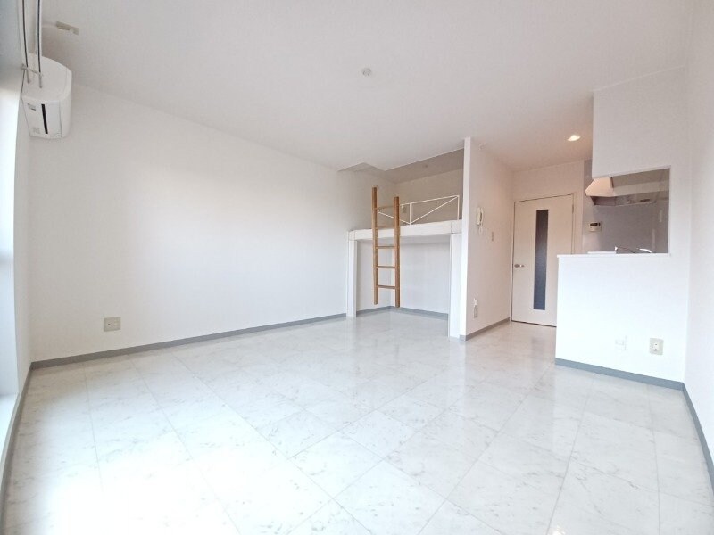 物件内観写真19　(別部屋同型タイプ写真です。)