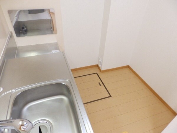 キッチン(同型参考写真)