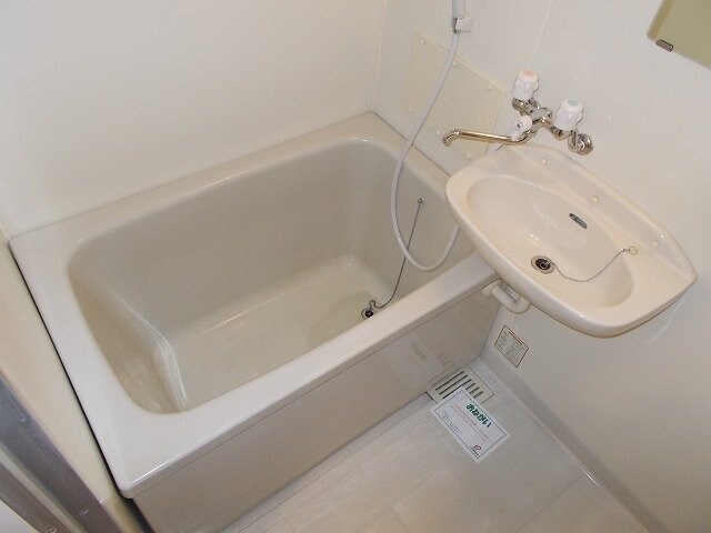 物件内観写真7　(同タイプ部屋写真です。)