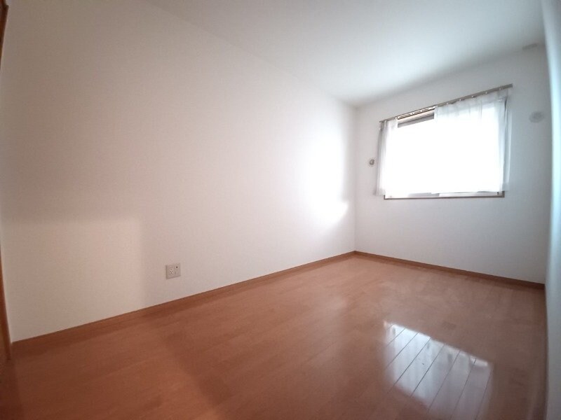 物件内観写真9　(同物件別室写真)