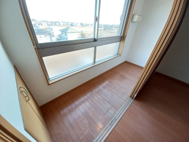 物件内観写真13　(同物件別室写真)