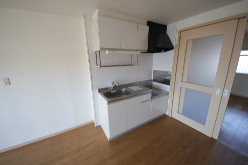 物件内観写真8　(同物件別室の画像です)