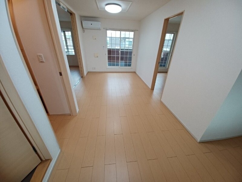 物件内観写真4　(同型タイプの写真です。)