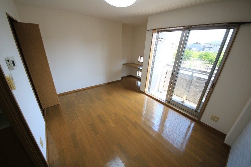 物件内観写真6　(同物件別室写真)