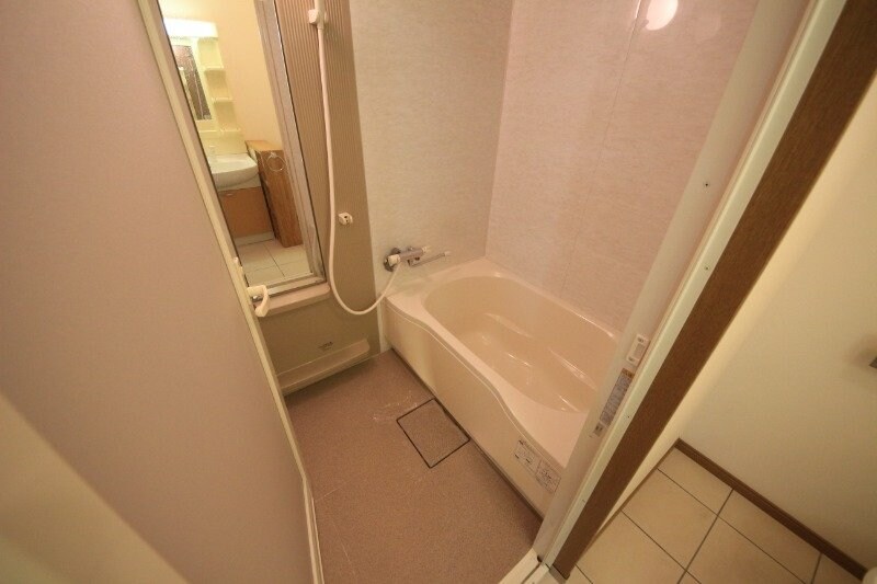 物件内観写真8　(同物件別室写真)