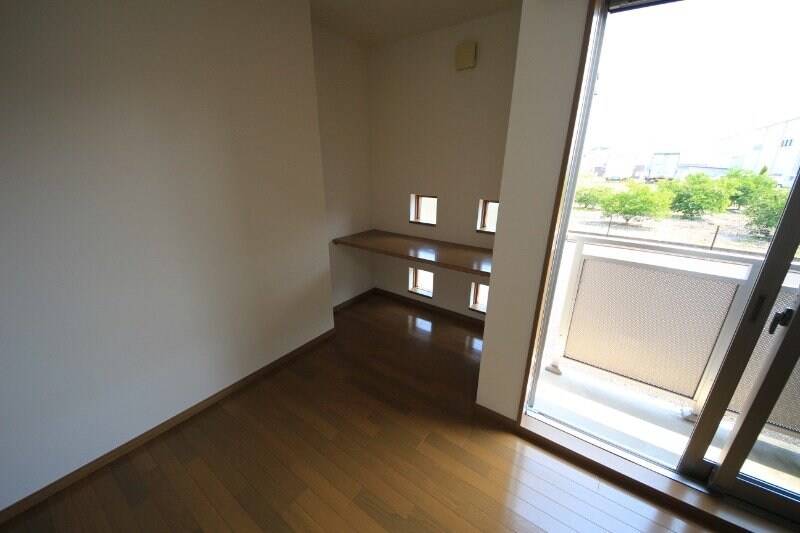 物件内観写真12　(同物件別室写真)