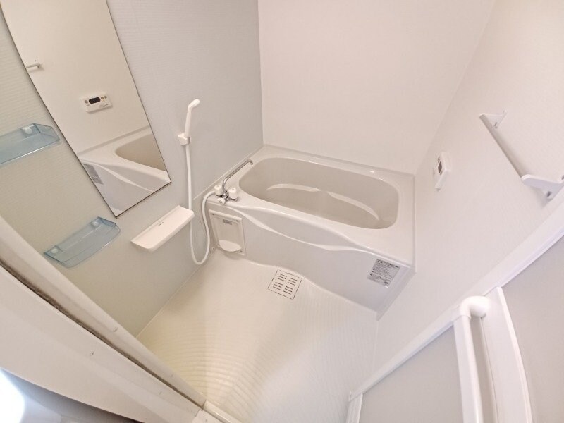 物件内観写真8　(同タイプの部屋写真です)