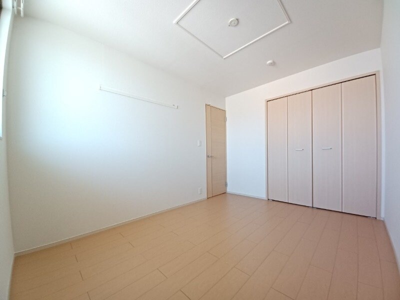 物件内観写真9　(同タイプの部屋写真です)