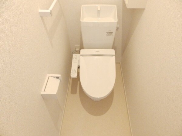 トイレ(同一タイプ部屋写真)