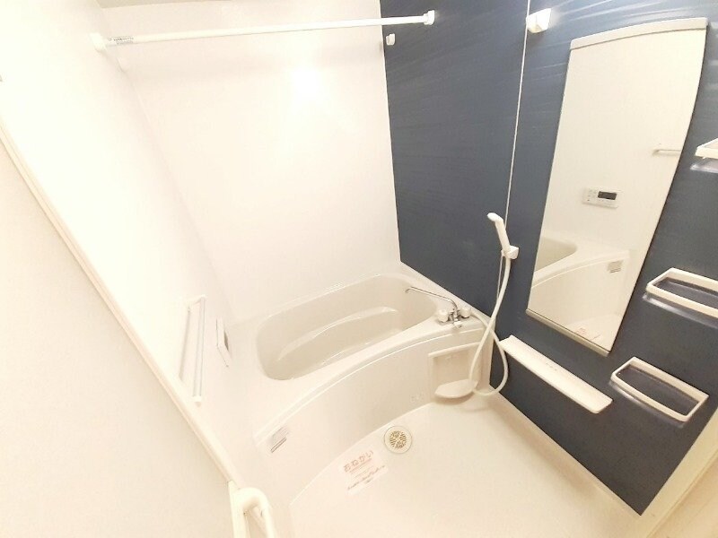 物件内観写真8　(同タイプのお部屋の参考写真です。)