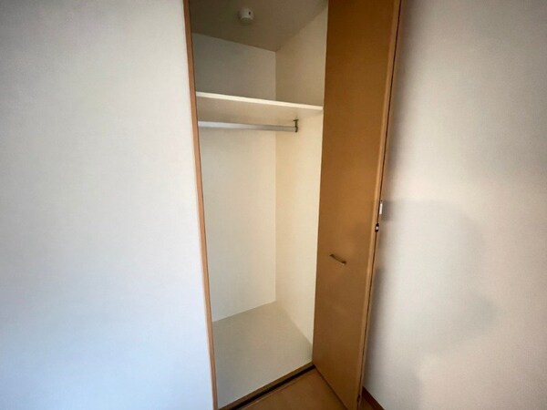 収納(別部屋参考写真です)
