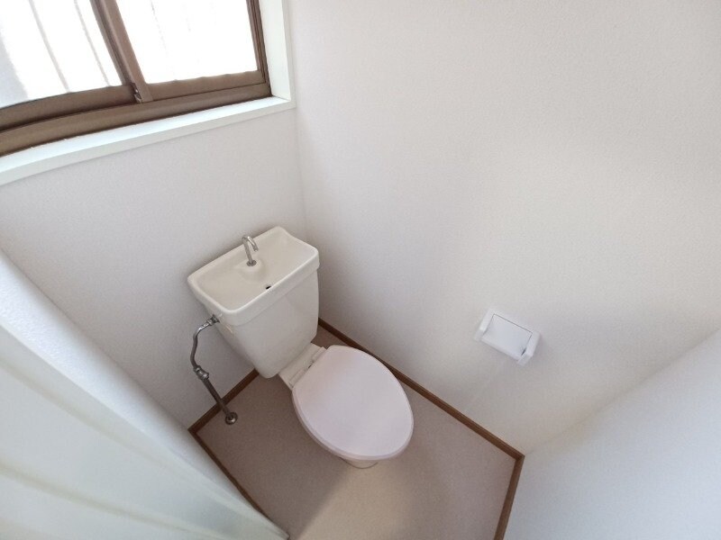 物件内観写真17　(別室の写真です)