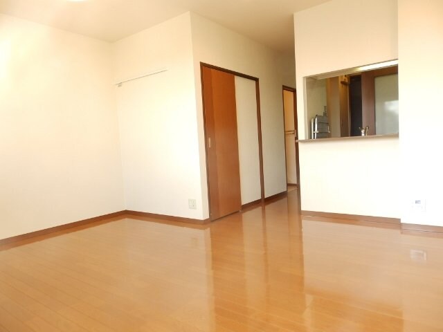 物件内観写真5　(同物件別室写真)