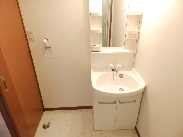 物件内観写真10　(同物件別室写真)