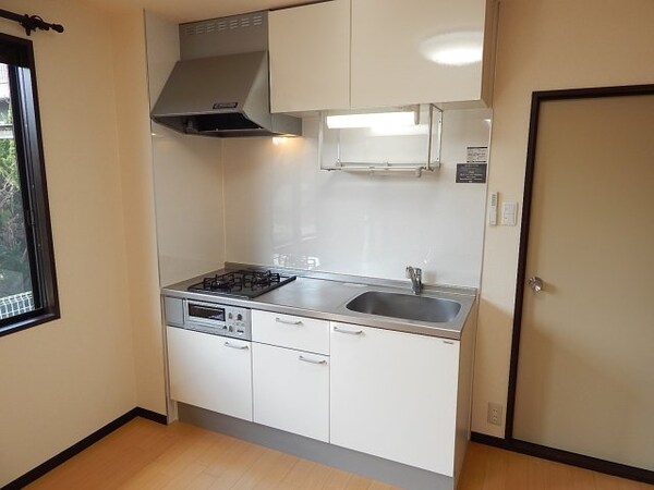 キッチン(同物件別部屋の物です。)