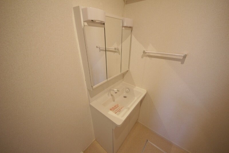 物件内観写真13　(別部屋同型反転タイプ)