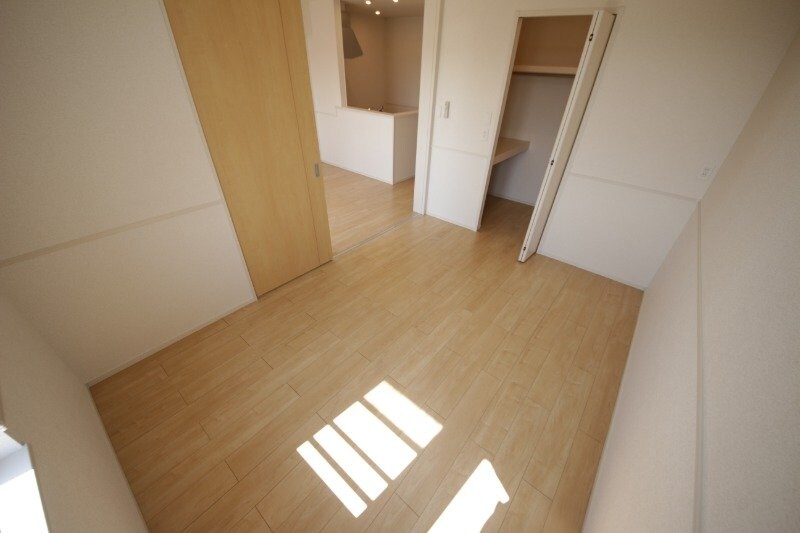 物件内観写真19　(別部屋同型反転タイプ)