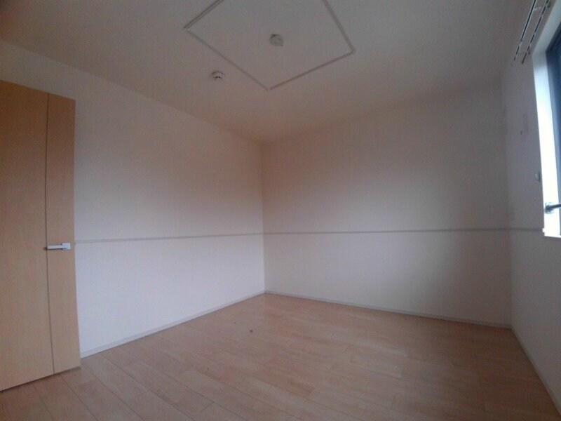 物件内観写真9　(別部屋同型タイプ)