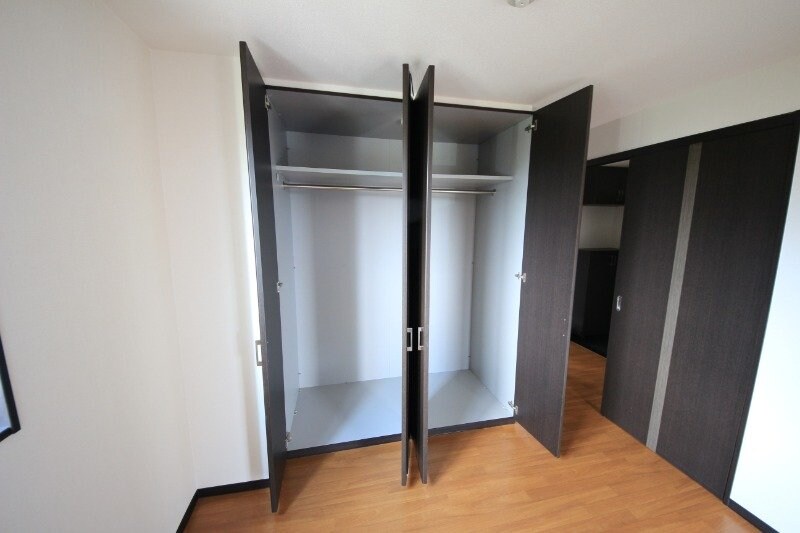 物件内観写真13　(同建物の別部屋写真です)