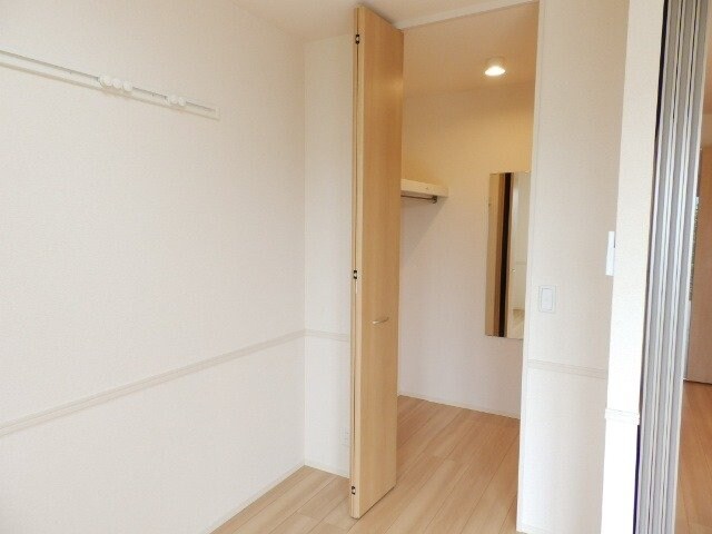 物件内観写真13　(同型参考写真)