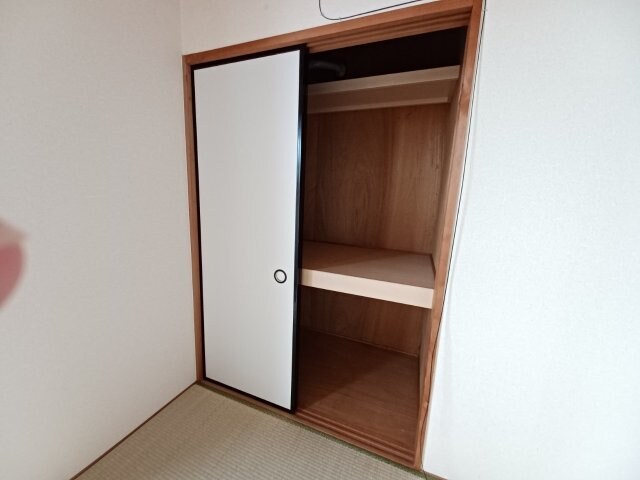 物件内観写真13　(同タイプの部屋写真です。)