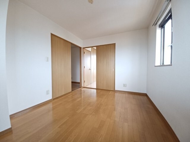 物件内観写真14　(同タイプの部屋写真です。)