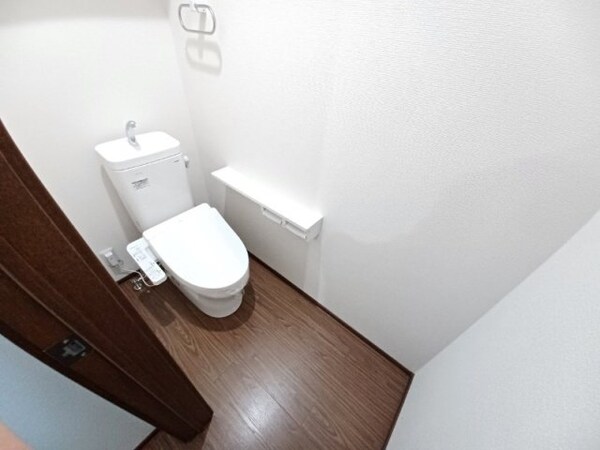 トイレ(同物件別室写真)
