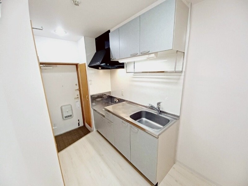 物件内観写真8　(同型別部屋のお写真です)