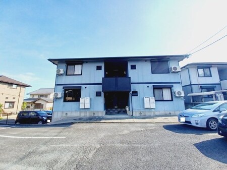 エルバルト高岡 A棟外観写真