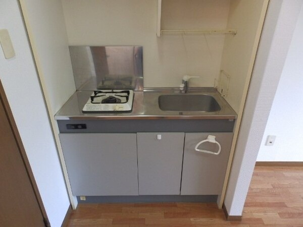 キッチン(別部屋のお写真です(^^))