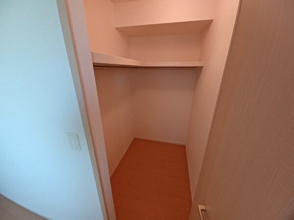 収納(別部屋参考写真です)