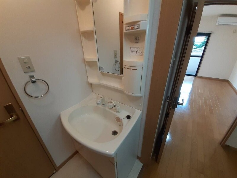 物件内観写真12　(同物件別部屋のお写真です。)