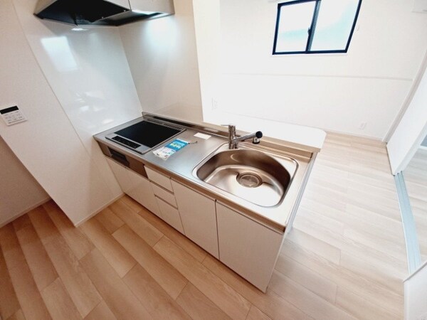 キッチン(同タイプ参考写真です)