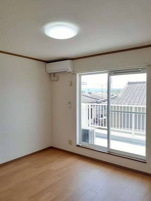 物件内観写真12　(同型部屋写真です。)