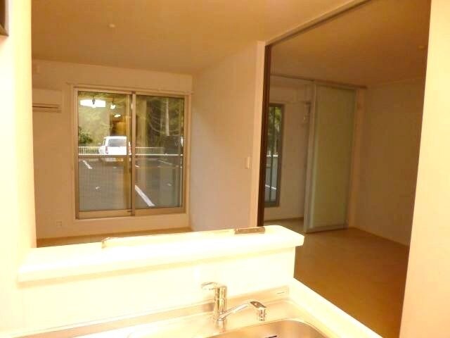 物件内観写真11　(同型参考写真)