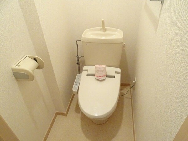 トイレ(同タイプの部屋写真です)