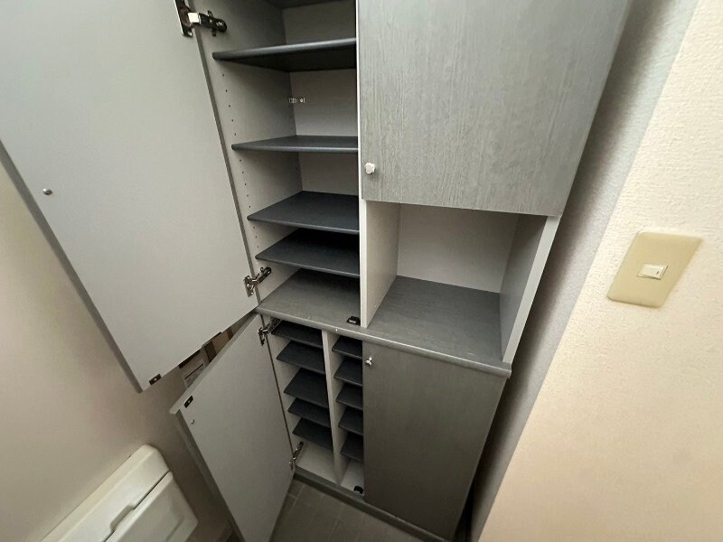 物件内観写真20　(同物件別室反転タイプ画像)