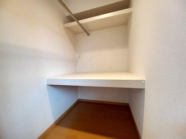 収納(同タイプの画像です)