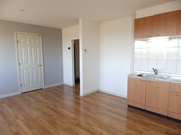 居室・リビング(別棟参考写真)