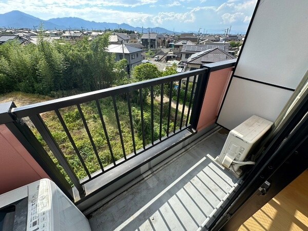 バルコニー(同物件別部屋写真)