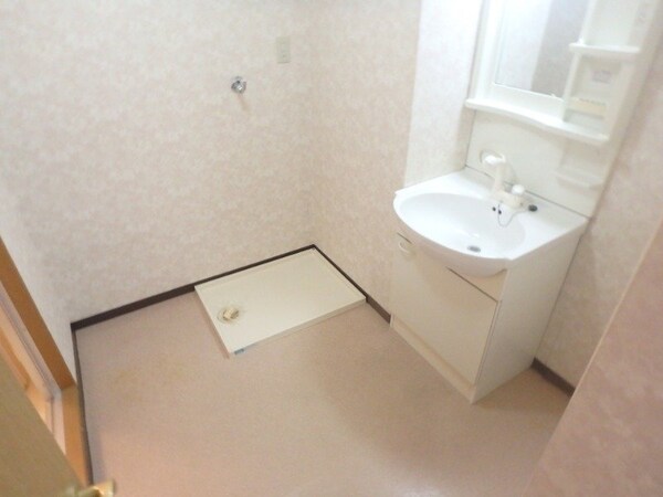 洗面所(同物件別部屋のお写真です。)